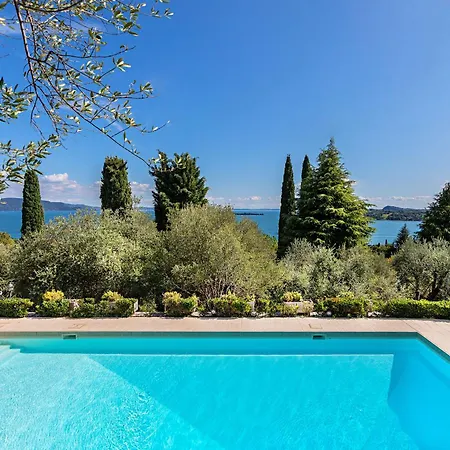 Mariavittoria * Gardone Riviera